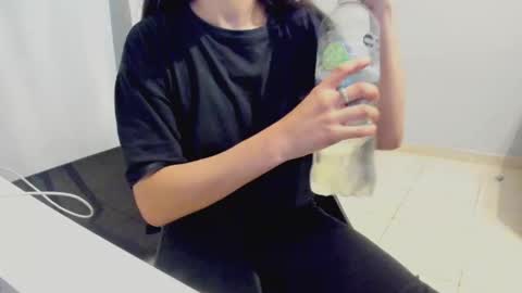 Snapshot of camila_berk chatting on 4, 12, 2025 Cami online show from 4, 12, 2025