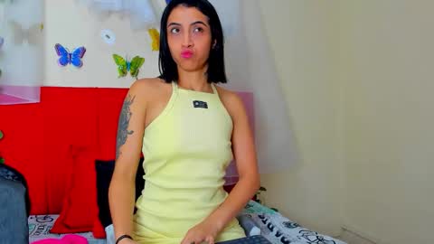 camila_collins7 online show from 11, 10, 2025