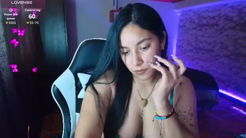 Camila Roose online show from 5, 7, 2026