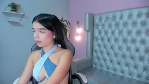 Snapshot of camila_l02 chatting on 15, 4, 2026 Camila online show from 15, 4, 2026