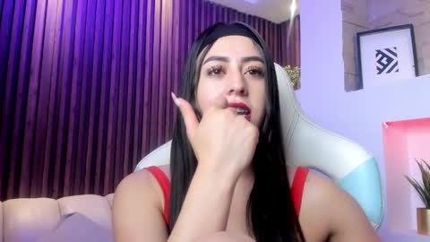 camila_martinez9 online show from 10, 4, 2026