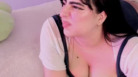 Camila online show from 14, 11, 2025