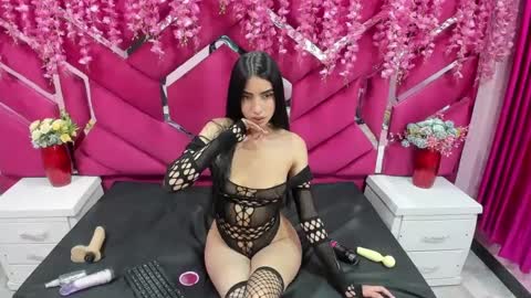 camila_reyess_ online show from 28, 1, 2025