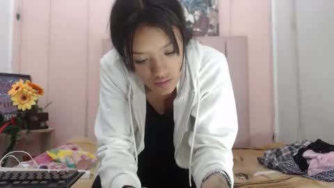 Snapshot of camila_williiamsres chatting on 9, 5, 2026 camila_williiamsres online show from 9, 5, 2026