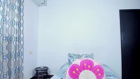 camilaa foxxx online show from 24, 11, 2025