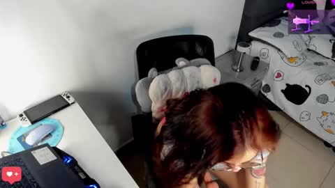 Snapshot of camilaalee chatting on 3, 3, 2025 CAMILAA LEE  online show from 3, 3, 2025