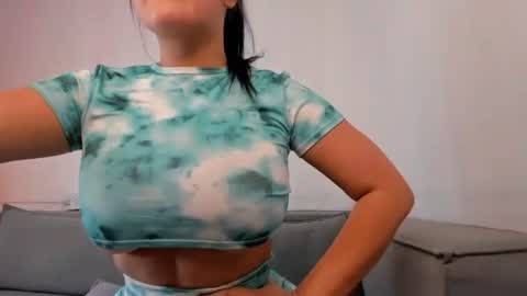 camila  online show from 19, 3, 2026