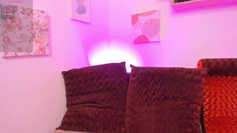 Camila Foox online show from 5, 2, 2026