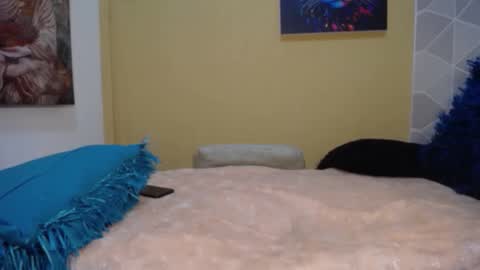 camilaparrisx online show from 16, 1, 2025