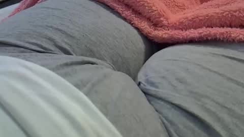 flash 50 tokens BIG CLIT  tits pussy. masturbation big clit 150 tokens fingers inside pussy 1000 tk  pump big clit 300 tk online show from 13, 3, 2026