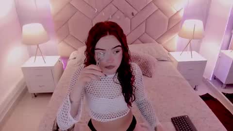 Snapshot of camilarivers chatting on 12, 1, 2025 Camila online show from 12, 1, 2025