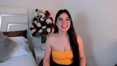 Camila online show from 22, 2, 2025