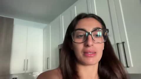 Snapshot of camiliakxoxo chatting on 18, 2, 2025 camiliakxoxo online show from 18, 2, 2025