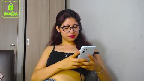 Camilita Echeverri online show from 29, 1, 2025