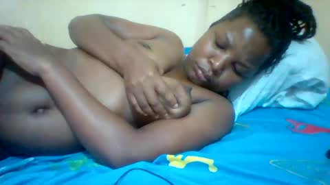Snapshot of camillah_sweet chatting on 18, 6, 2026 camillah_sweet online show from 18, 6, 2026
