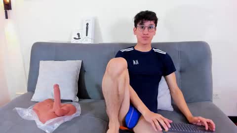 Snapshot of camilo_stark chatting on 22, 11, 2025 Camilo online show from 22, 11, 2025