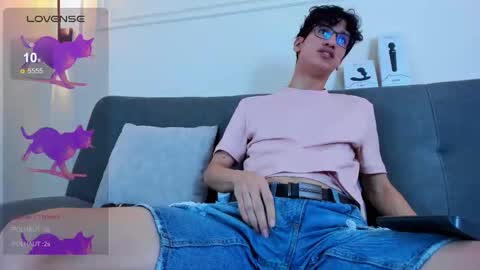 Snapshot of camilo_stark chatting on 23, 12, 2025 Camilo online show from 23, 12, 2025