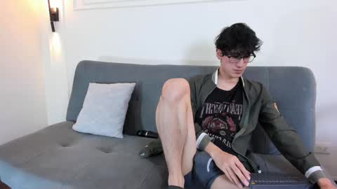 Snapshot of camilo_stark chatting on 6, 1, 2026 Camilo online show from 6, 1, 2026