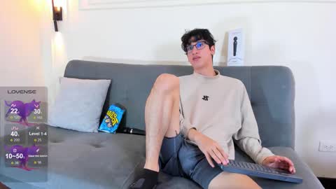 Snapshot of camilo_stark chatting on 10, 1, 2026 Camilo online show from 10, 1, 2026