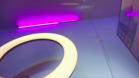 Snapshot of camiloalvarezzz3 chatting on 18, 4, 2026 CAMILO online show from 18, 4, 2026