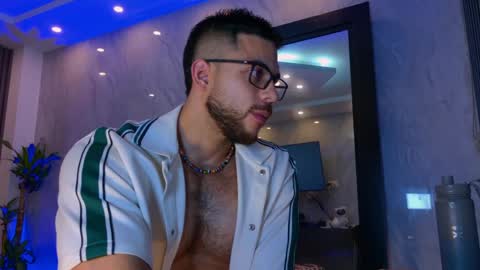 Snapshot of camilowatson chatting on 30, 5, 2026 Camilo Watson online show from 30, 5, 2026