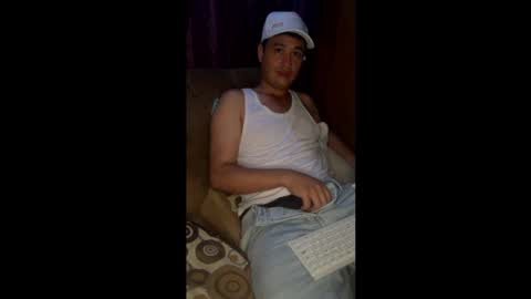 Snapshot of camivaron chatting on 4, 2, 2025 camivaron online show from 4, 2, 2025