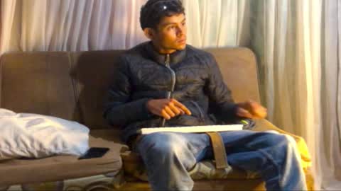 Snapshot of camivaron chatting on 11, 2, 2025 camivaron online show from 11, 2, 2025