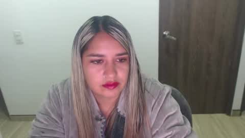 Snapshot of camivilla393140 chatting on 11, 7, 2026 camivilla393140 online show from 11, 7, 2026