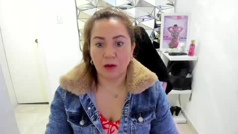 Snapshot of camixxx_m chatting on 7, 5, 2026 camixxx_m online show from 7, 5, 2026