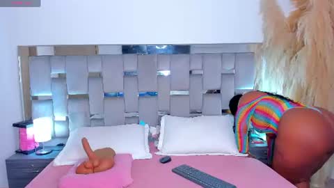 Snapshot of cammiila chatting on 16, 6, 2026 Camila online show from 16, 6, 2026
