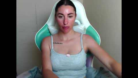 cammila horn online show from 24, 6, 2026