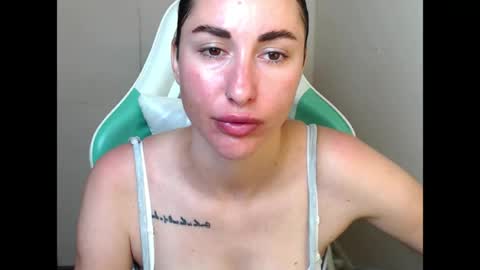 cammila horn online show from 25, 6, 2026