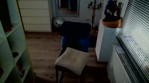 camunication online show from 12, 9, 2025