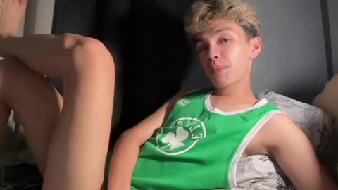 Snapshot of camwithethan chatting on 18, 4, 2026 Ethan online show from 18, 4, 2026