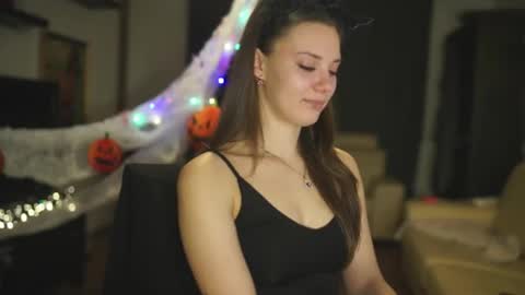 Candy Storm online show from 28, 10, 2025