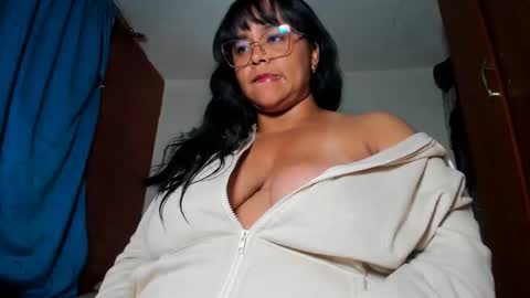 Candy  Brown online show from 4, 3, 2026