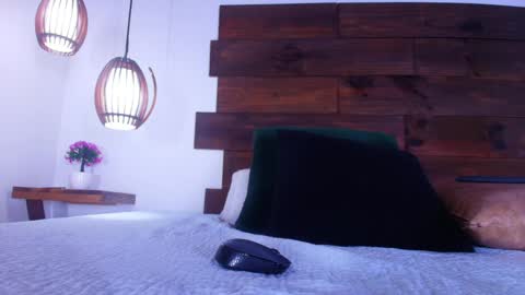 Snapshot of candy_feett chatting on 22, 4, 2026 Jolie online show from 22, 4, 2026