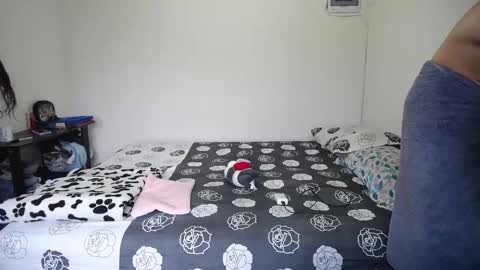 Candy  Grey online show from 8, 11, 2025