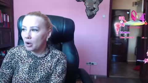 Snapshot of candy_hellenx chatting on 2, 5, 2026 candy_hellenx online show from 2, 5, 2026