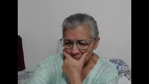 Snapshot of candy_mature_ chatting on 8, 6, 2026 candy online show from 8, 6, 2026
