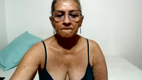 Snapshot of candy_mature_ chatting on 30, 6, 2026 candy online show from 30, 6, 2026