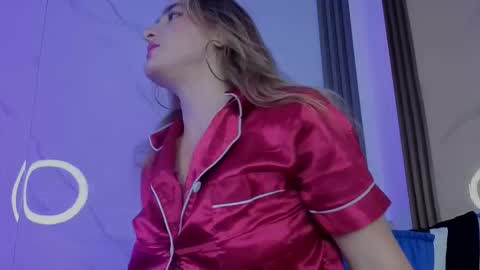 Snapshot of candy_plus chatting on 5, 2, 2026 Candy plus online show from 5, 2, 2026