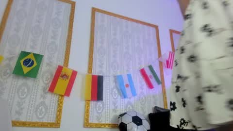 Snapshot of candy_plus chatting on 11, 7, 2026 Candy plus online show from 11, 7, 2026