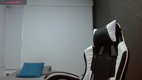  Candy  online show from 8, 1, 2026