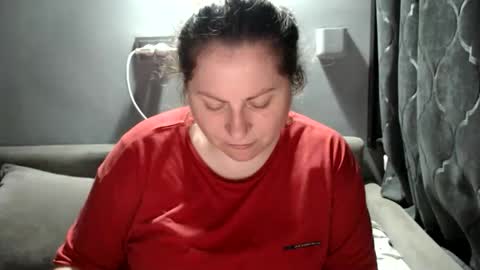 Laura online show from 14, 12, 2025