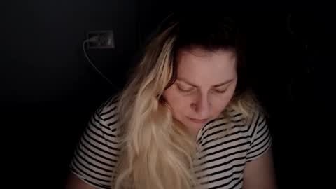 Snapshot of candycream74 chatting on 5, 2, 2026 Laura online show from 5, 2, 2026