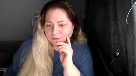 Snapshot of candycream74 chatting on 10, 2, 2026 Laura online show from 10, 2, 2026