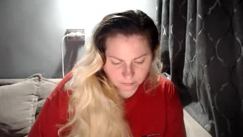 Snapshot of candycream74 chatting on 24, 2, 2026 Laura online show from 24, 2, 2026