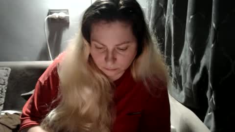 Snapshot of candycream74 chatting on 25, 2, 2026 Laura online show from 25, 2, 2026