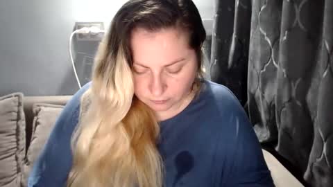 Snapshot of candycream74 chatting on 3, 3, 2026 Laura online show from 3, 3, 2026